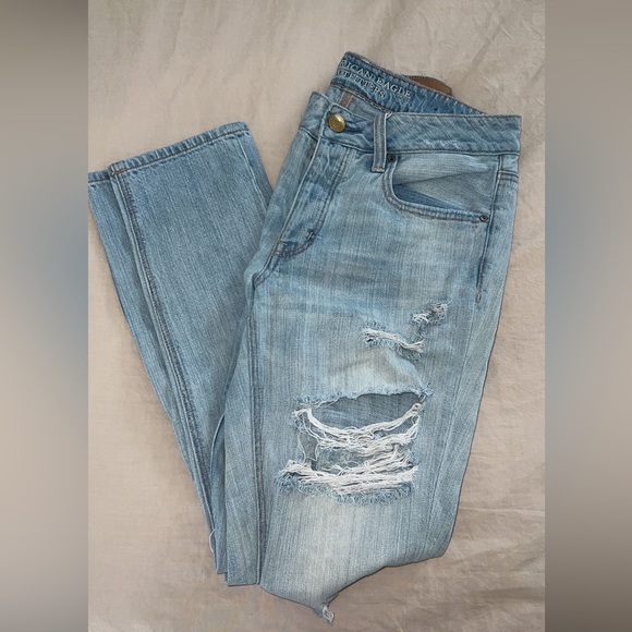 AEO TomGirl Jeans - Picture 7 of 8